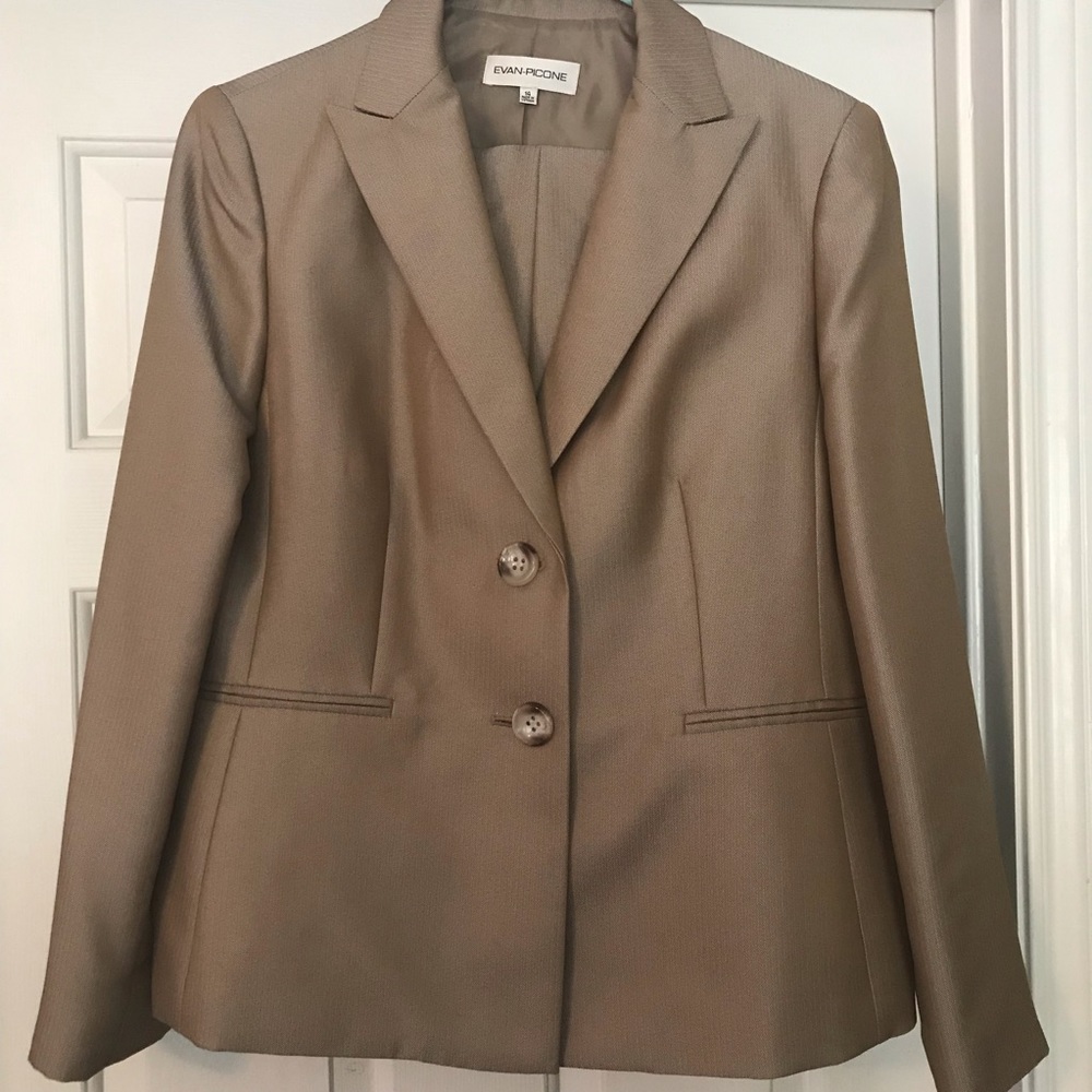 Evan Picone Suit and Pants- Tan/Gold